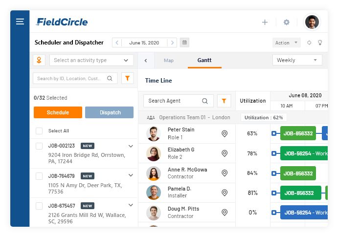 Scheeduling and dispatch management in field service crm